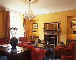 Ireland Pembroke Townhouse: Living Room